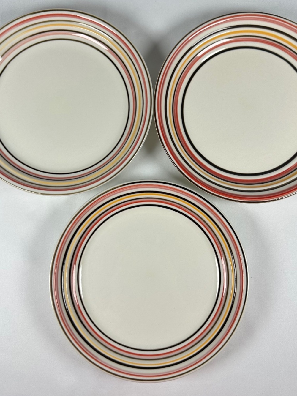 Gibson Everyday Salad/Luncheon Ceramic Plates 7.5 inches Rainbow Stripe Border